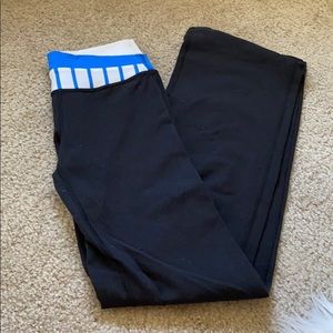Lululemon yoga pants